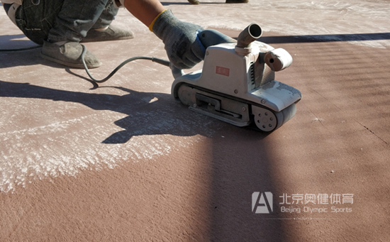 籃球場基礎(chǔ)打磨圖片