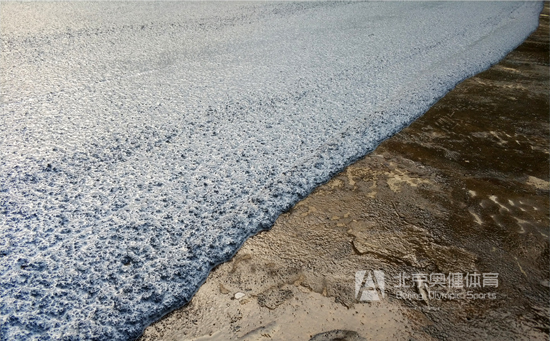 丙烯酸球場(chǎng)中層涂料圖片