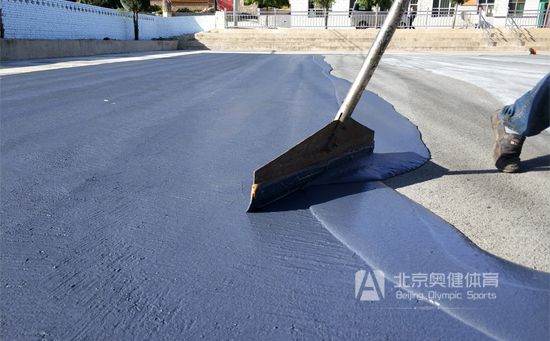 丙烯酸球場(chǎng)基礎(chǔ)處理施工方法及施工工具